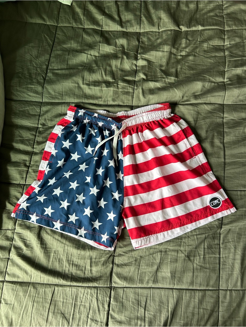 Cove Men's Patriotic Stars & Stripes Athletic Shorts - Red, White & Blue